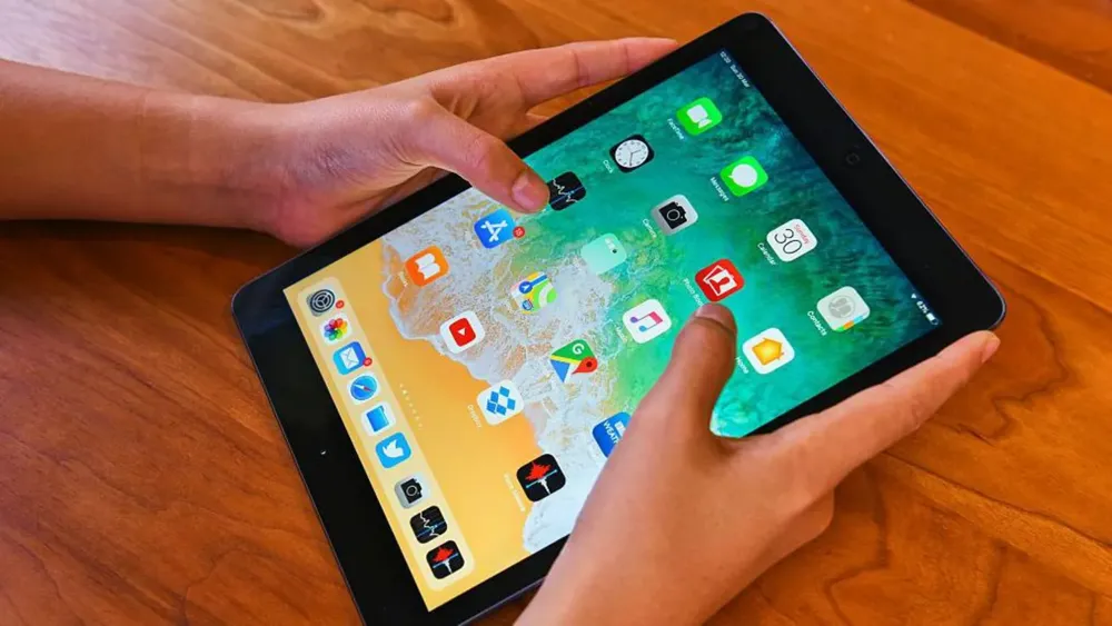 Apple raises prices of MacBooks and iPads due to surging memory costs