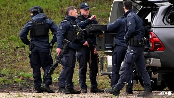 Fugitive Dezi Freeman Shot Dead by Police After Killing Two Officers