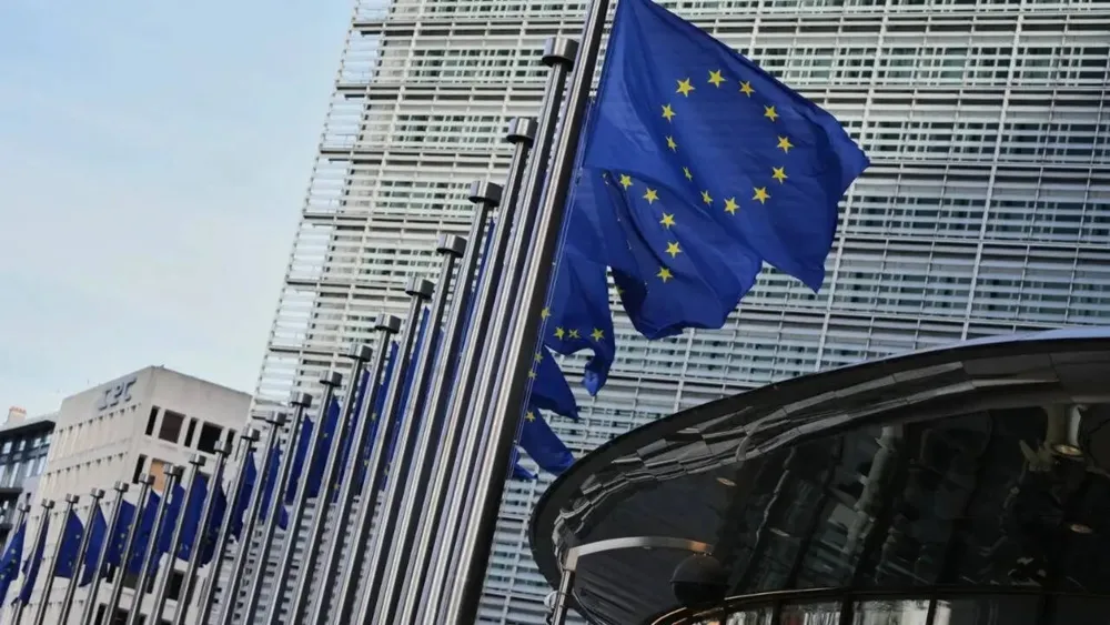 EU Approves €90 Billion Loan for Ukraine; New Sanctions Against Russia Announced