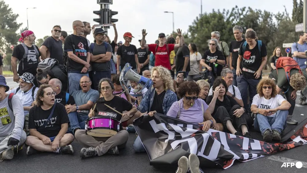 Marking 1,000 Days of War: Commemorations and Protests in Gaza and Israel