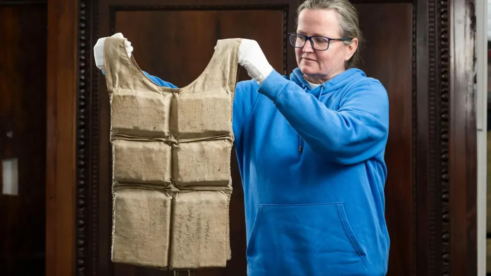 Titanic survivor's life jacket auctioned for over $900,000