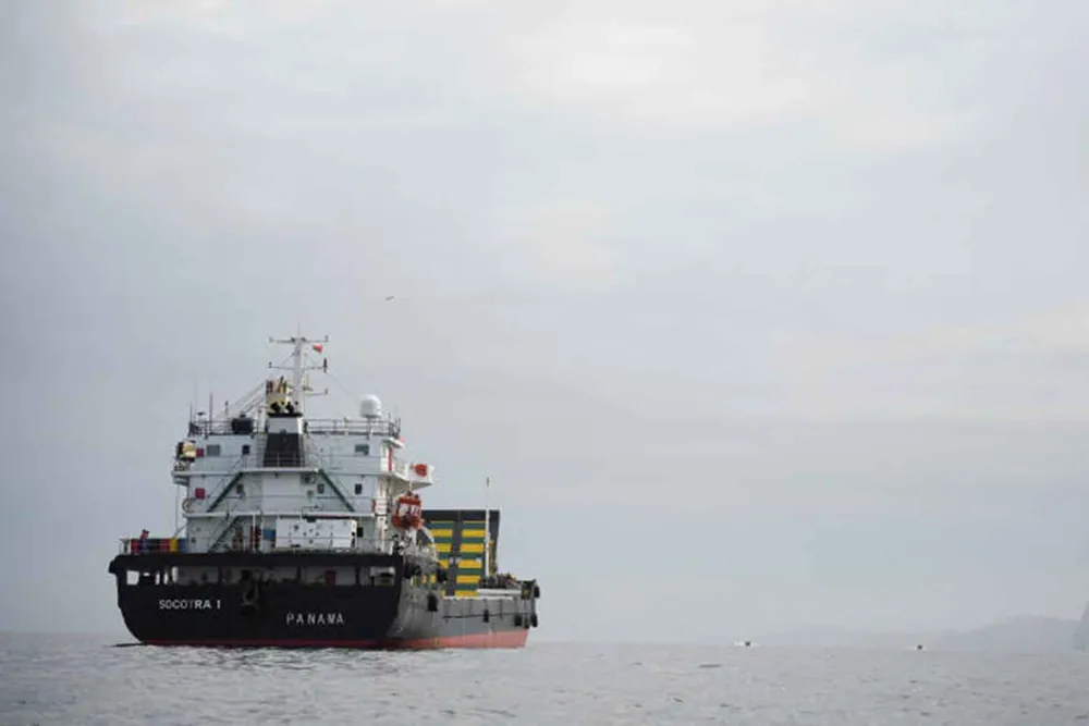 Oil Prices Surpass $100 as U.S. Plans Blockade of Strait of Hormuz