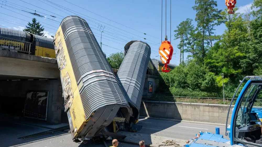 One dead after freight train collision in Munich