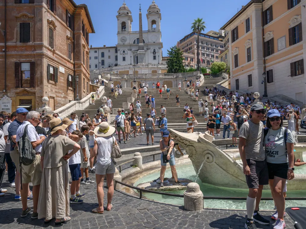Record Heatwave Grips Italy and the Balkans Amid Wildfire Emergencies