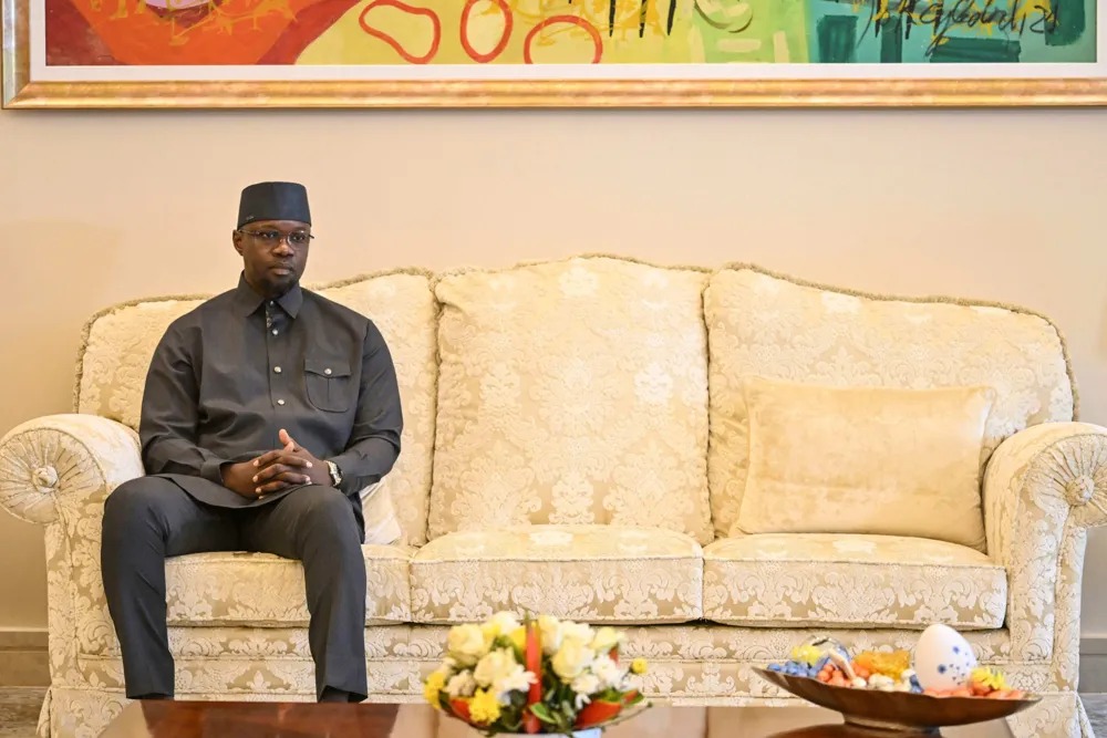 Senegal Bans Non-Essential Foreign Travel for Ministers Amid Rising Oil Prices