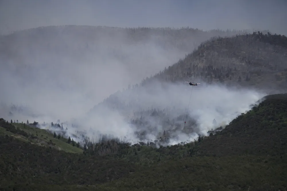 Tragic Loss: Three Firefighters Killed Battling Wildfires on Colorado-Utah Border
