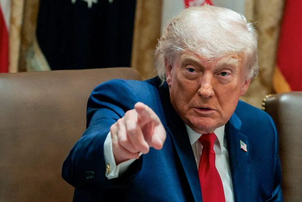 Trump issues military threat against Oman in Strait of Hormuz dispute