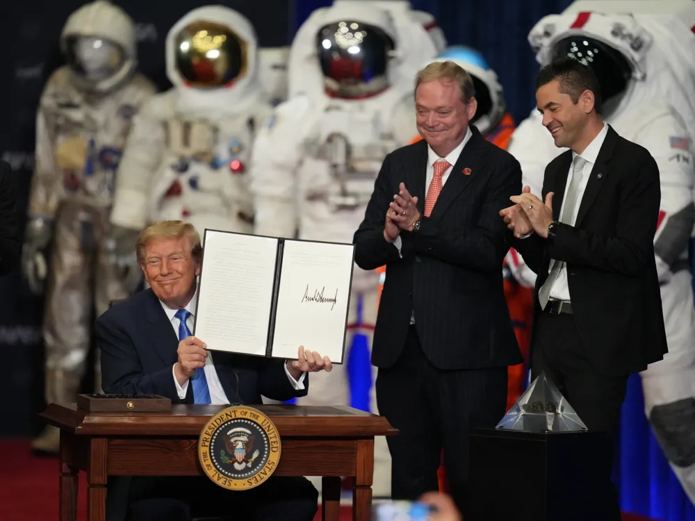 Trump Signs Order to Establish U.S. Space Academy