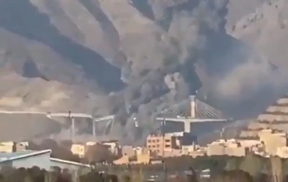 Trump Threatens Further Strikes After Destruction of Iran’s Tallest Bridge