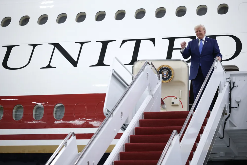 Trump Unveils New Luxury Air Force One Gifted by Qatar