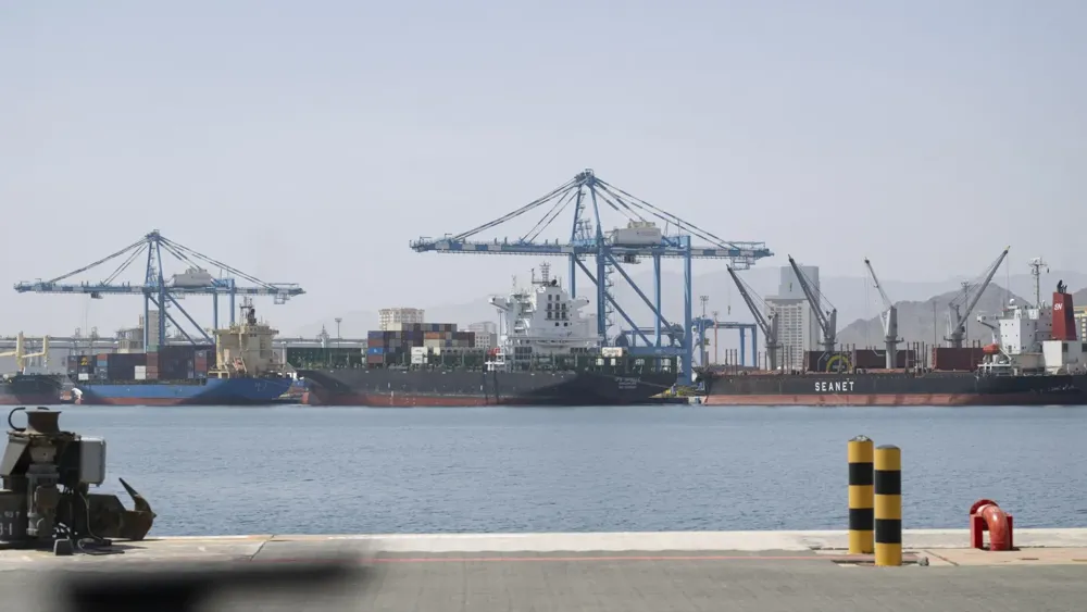 UAE Under Missile and Drone Attack from Iran Amid Rising Tensions