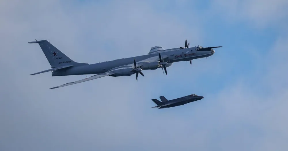 UK Fighter Jets Intercept Russian Aircraft Near HMS Prince of Wales in Norwegian Sea