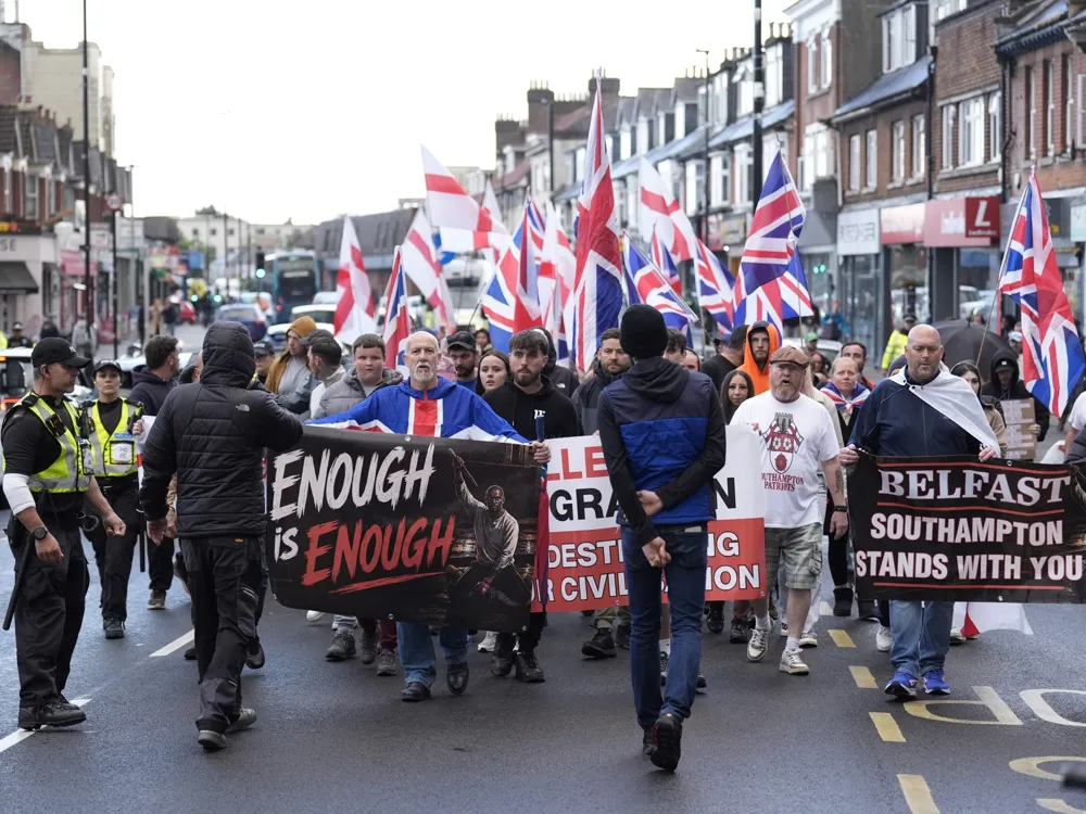 UK Police Arrest 12 Over Right-Wing Terror Plot Targeting Major Muslim Event