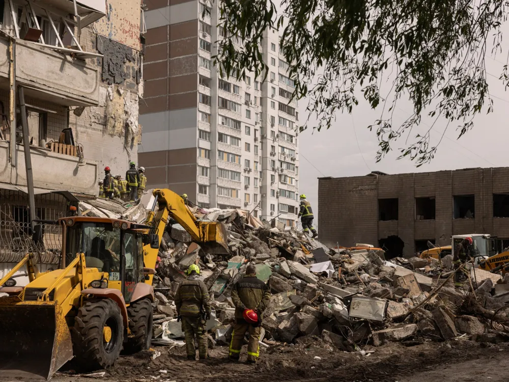 Zelenskyy condemns deadly Russian missile strike on Kyiv, vows response
