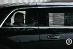 nav-post-picture