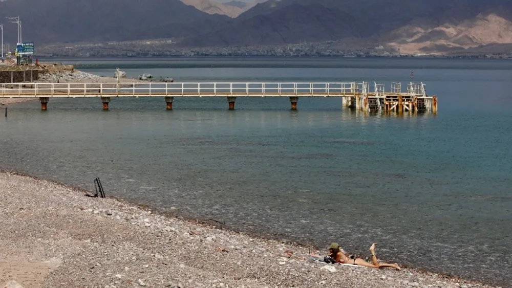 Drone Attack Hits Eilat as Israeli Strikes Target Houthi Positions in Yemen