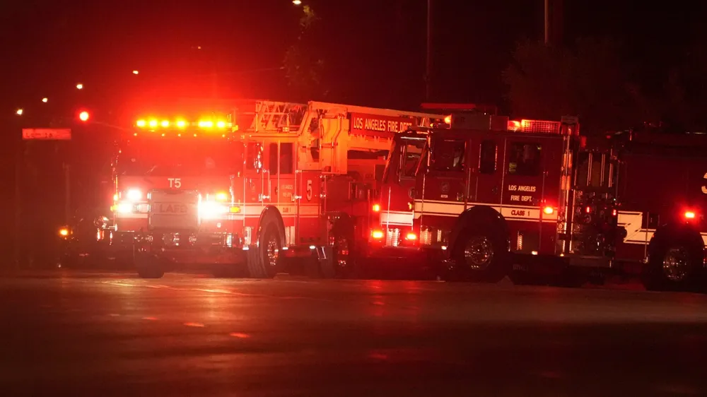 31 Construction Workers Safely Rescued from Los Angeles Tunnel after Partial Collapse