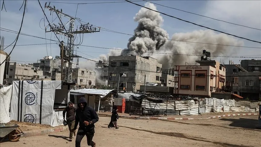 Israeli Strikes Intensify in Gaza, Causing Increased Casualties and Destruction of Aid Equipment