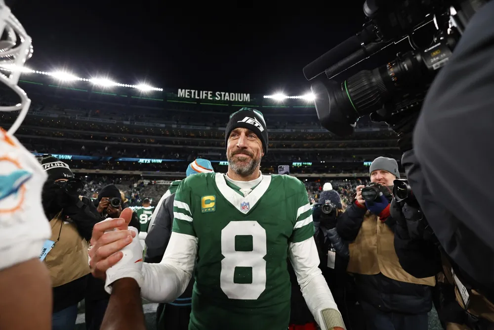 Aaron Rodgers' Future Uncertain as Jets Pursue New Coach and GM