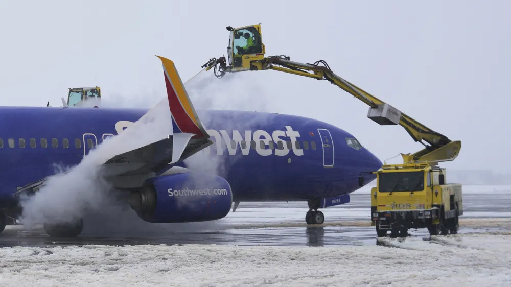 Airlines Confront Winter Weather Challenges with De-Icing Efforts