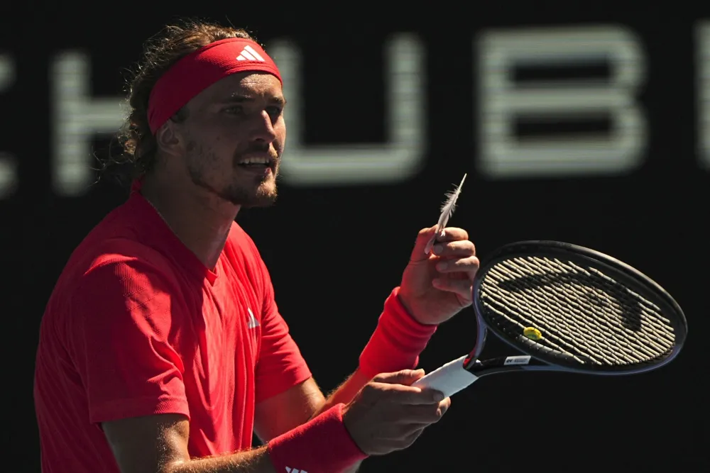 Alexander Zverev Triumphs Over Tommy Paul to Reach Australian Open Semis