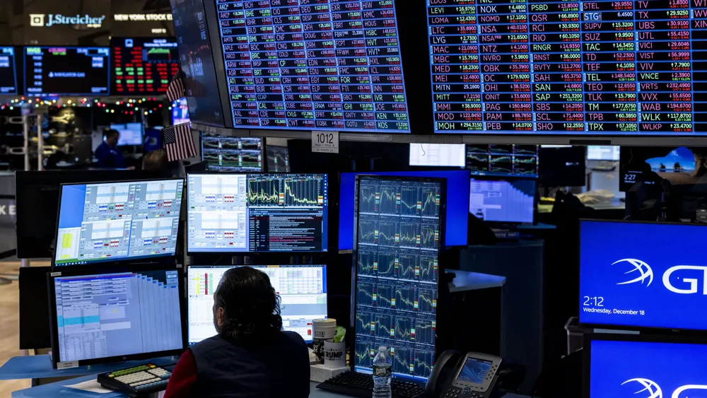 Analysts Predict Continued Stock Market Growth in 2025