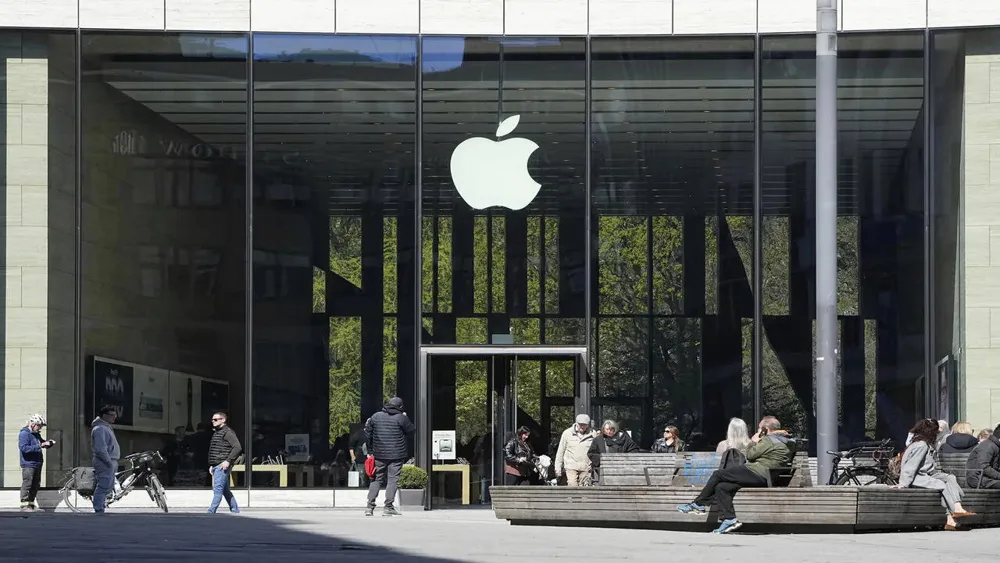 Apple to Launch AI Smart Glasses Targeting Meta and Google by Late 2026