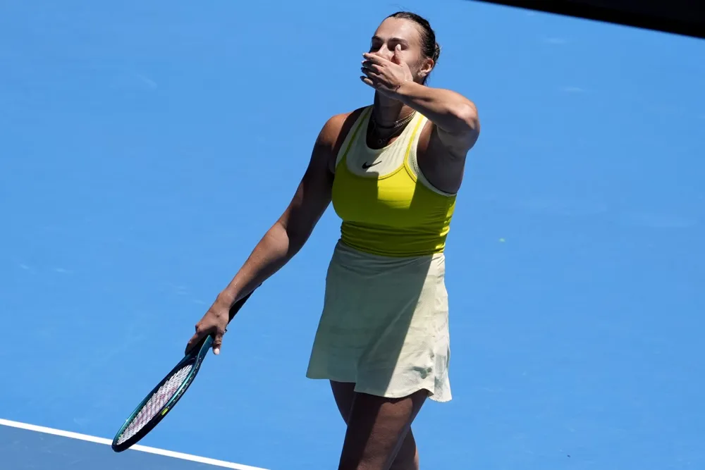 Aryna Sabalenka Survives Tough Match to Reach Fourth Round of Australian Open