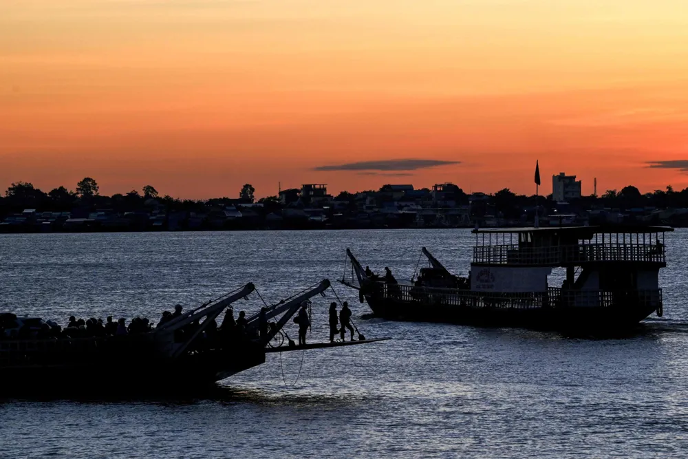 Asia's Sand Consumption: A Rising Threat to Rivers and Marine Life