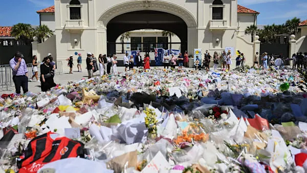Australia holds national day of reflection for Bondi Beach shooting victims amid security review