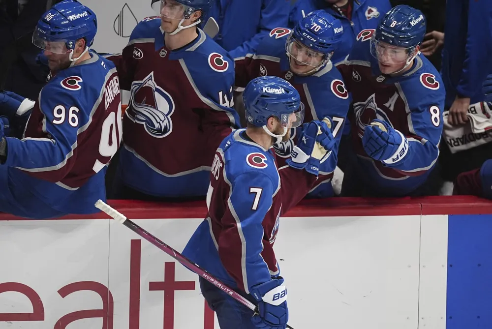 Avalanche Overcome Panthers 3-1, Toews Shines with Two Goals