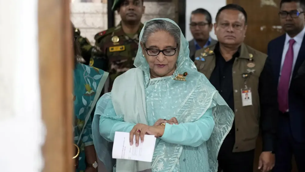 Bangladesh CEC states Awami League can compete in elections if not banned