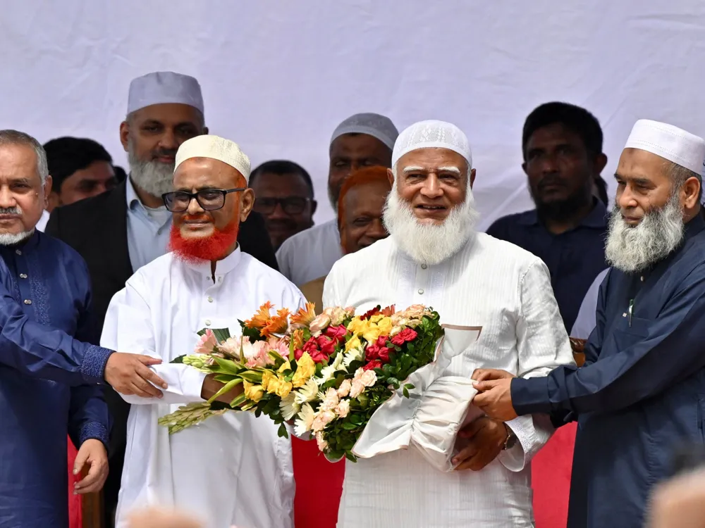Bangladesh Supreme Court Restores Jamaat-e-Islami Registration After Decade-long Ban