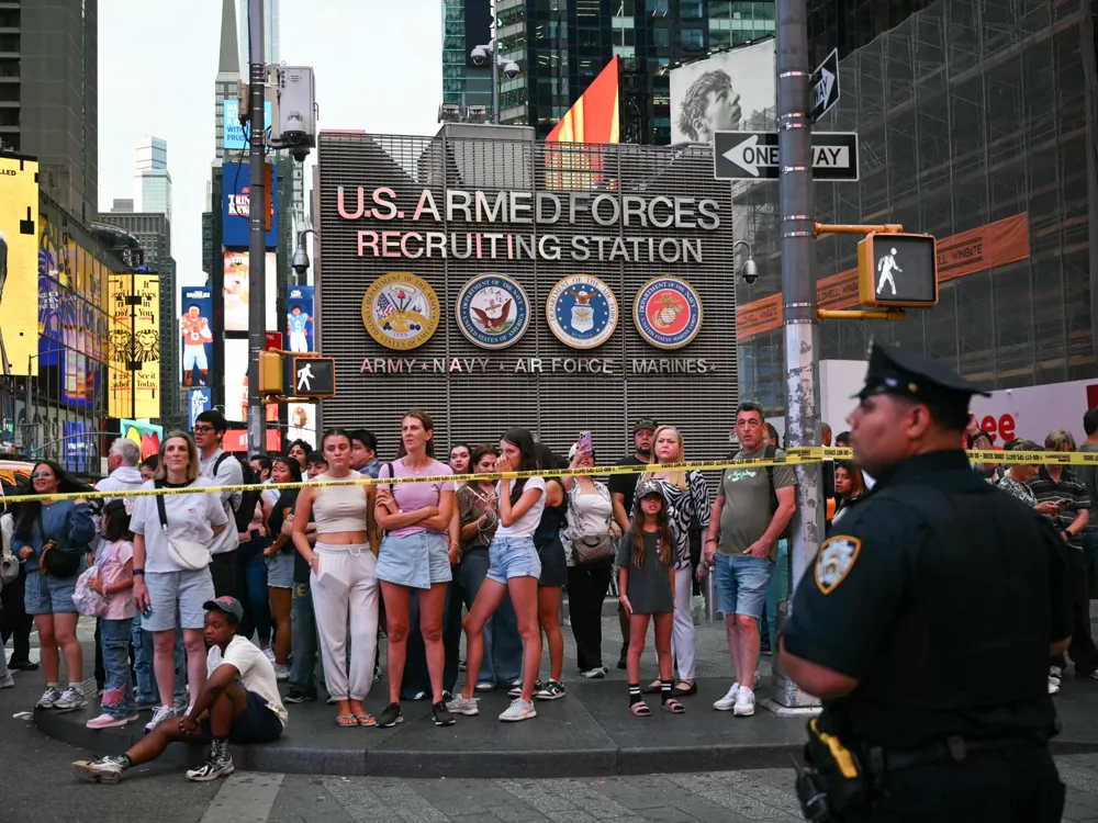 Bank of America VP Erin Piacenti killed in Times Square stabbing