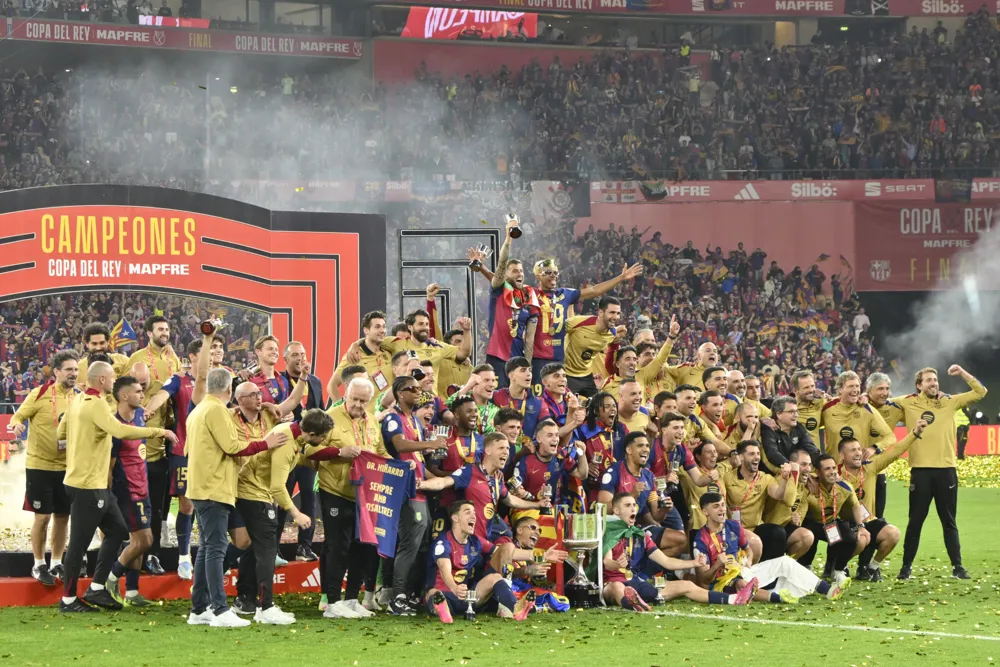 Barcelona prevail over Real Madrid in dramatic Copa del Rey final, winning 3-2