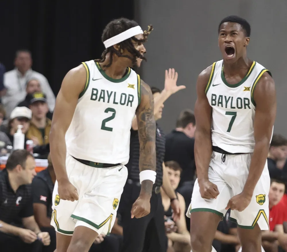 Baylor Secures 10th Straight Home Win Against Cincinnati with Key Contributions from Omier and Edgecombe