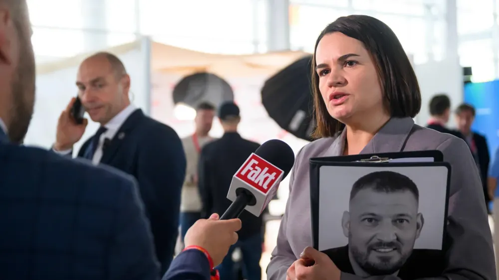 Siarhei Tsikhanouski Released from Prison Amid Calls for More Political Freedoms in Belarus