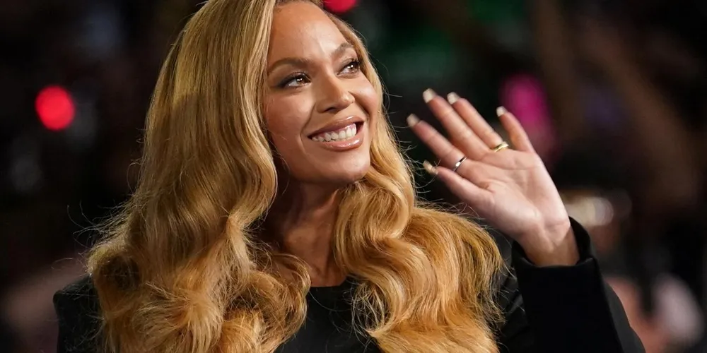 Beyoncé Achieves Billionaire Status, Joining Elite Musical Ranks