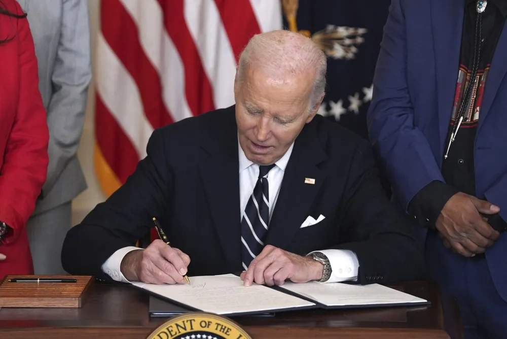 Biden Establishes Two New National Monuments in California Amid Wildfire Challenges