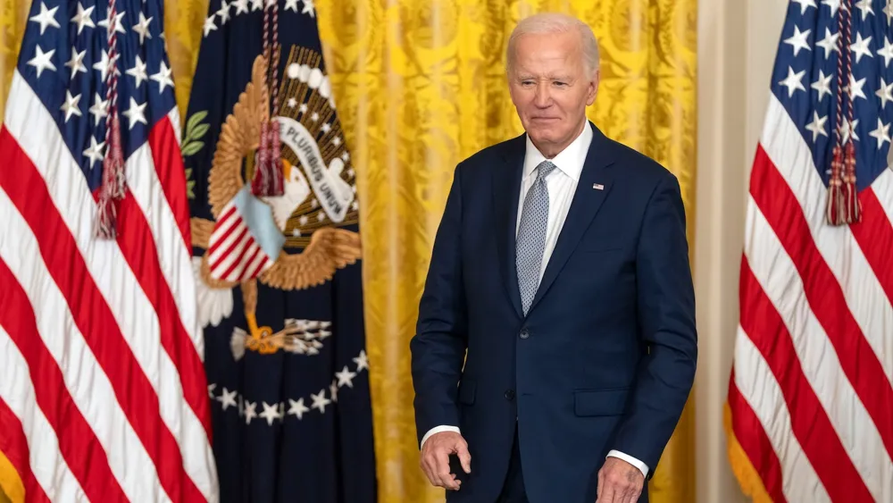 Biden Awards Presidential Medal of Freedom to Hillary Clinton, George Soros, and Other Notables