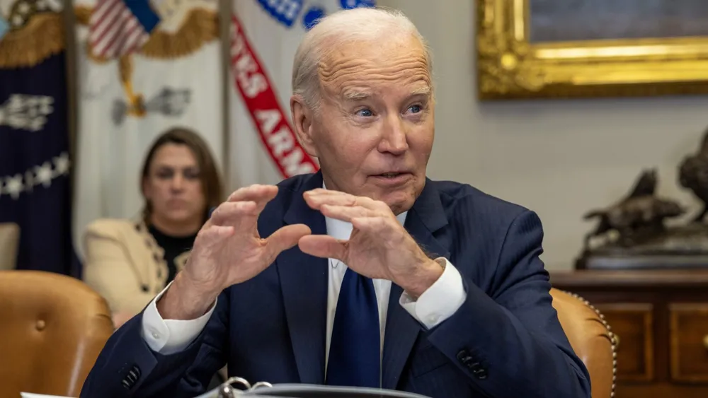 Biden's Coverage of California Wildfires Sparks Comparison to Maui Response