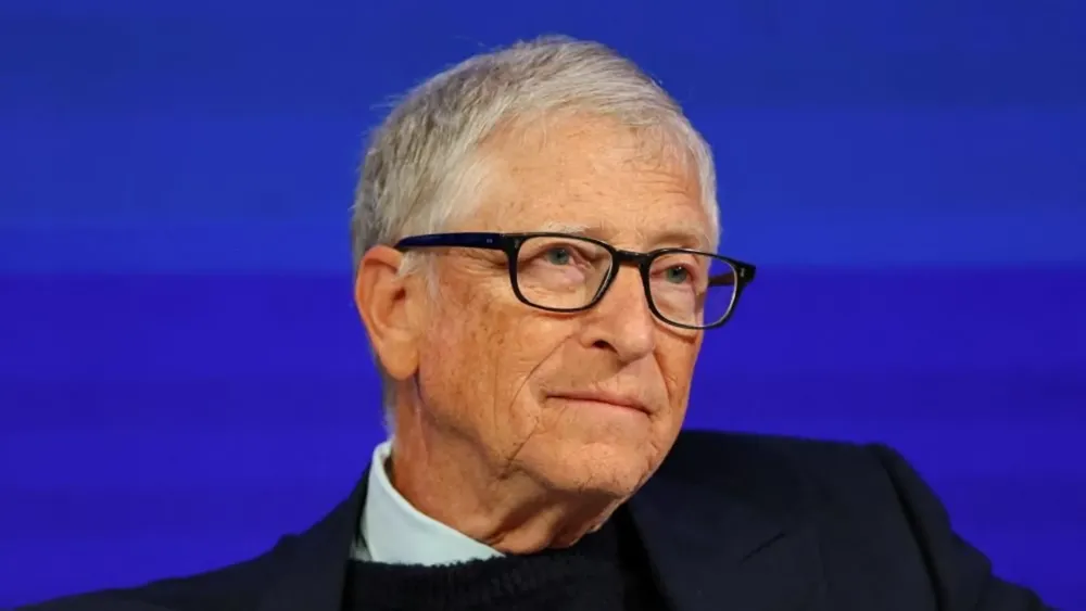 Bill Gates Apologizes for Epstein Ties in Foundation Meeting