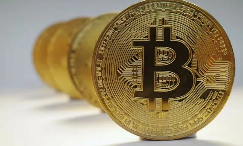 Bitcoin Surpasses $100,000 Amid US-UK Trade Deal Optimism