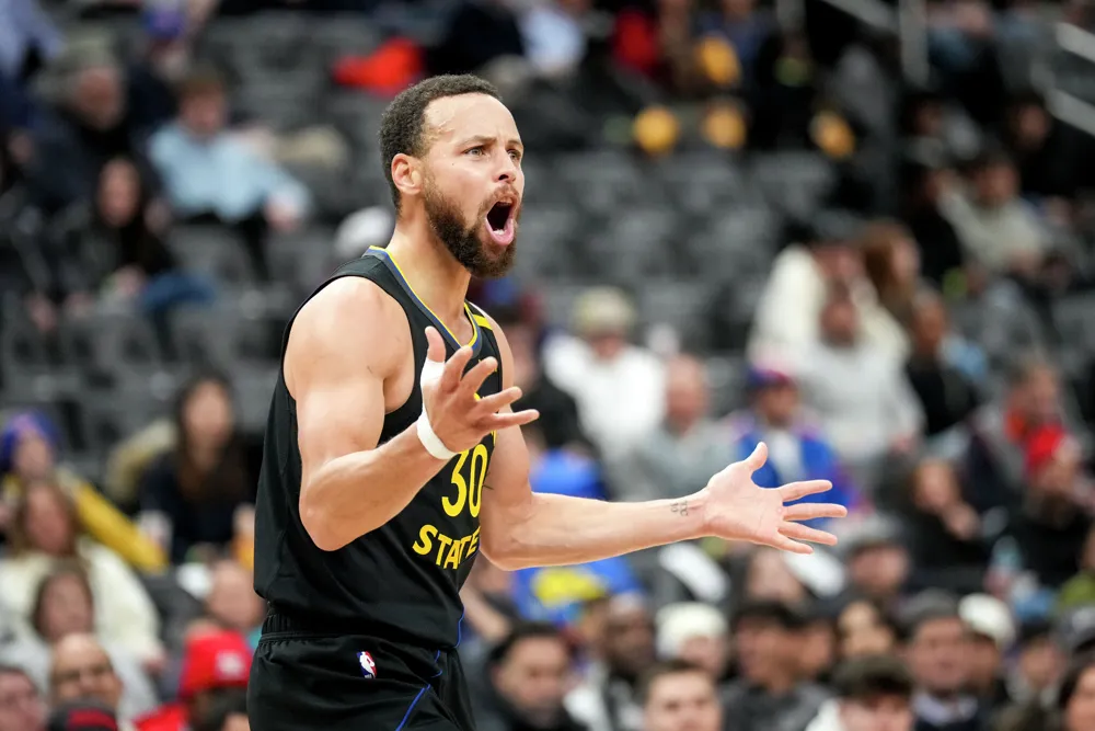 Bleacher Report removes offensive post after backlash from Steph Curry