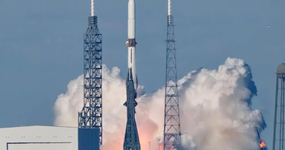 Blue Origin's New Glenn Successfully Launches Two NASA Probes on Historic Mission to Mars