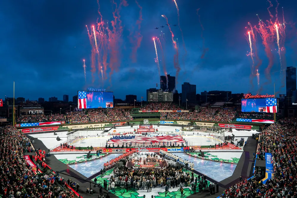 Blues dominate Blackhawks 6-2 in historic Winter Classic at Wrigley Field