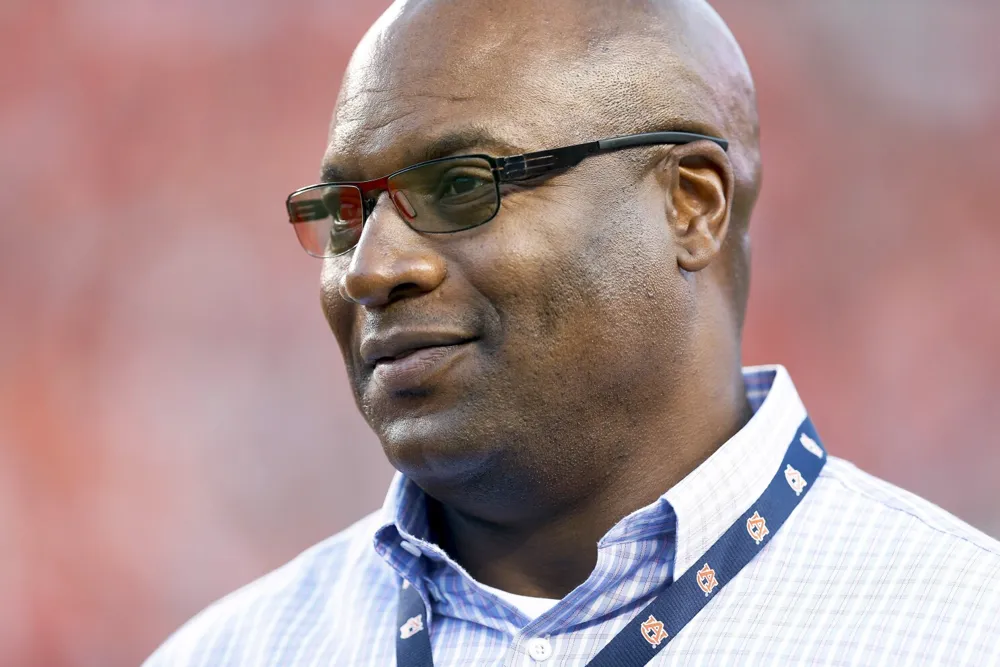 Bo Jackson Rescinds $21 Million Judgment in Family Extortion Case