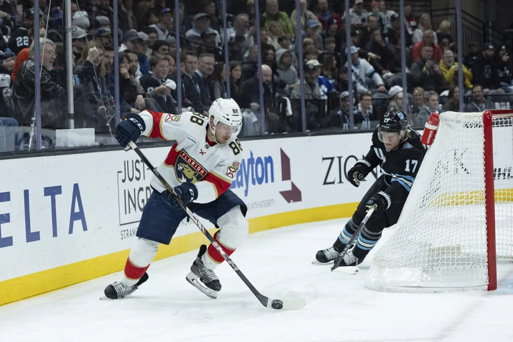 Boqvist scores twice in third period, leading Panthers to 4-1 victory over Utah
