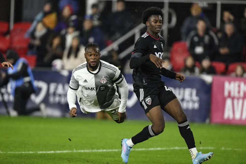 Bournemouth signs young defender Matai Akinmboni from DC United