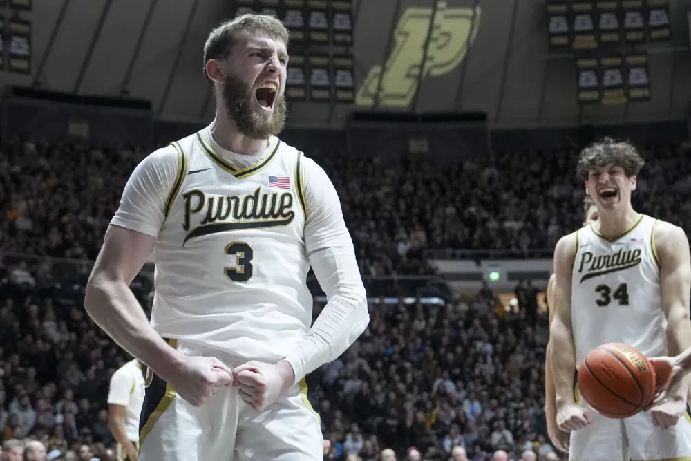 Braden Smith shines as No. 20 Purdue defeats Northwestern 79-61